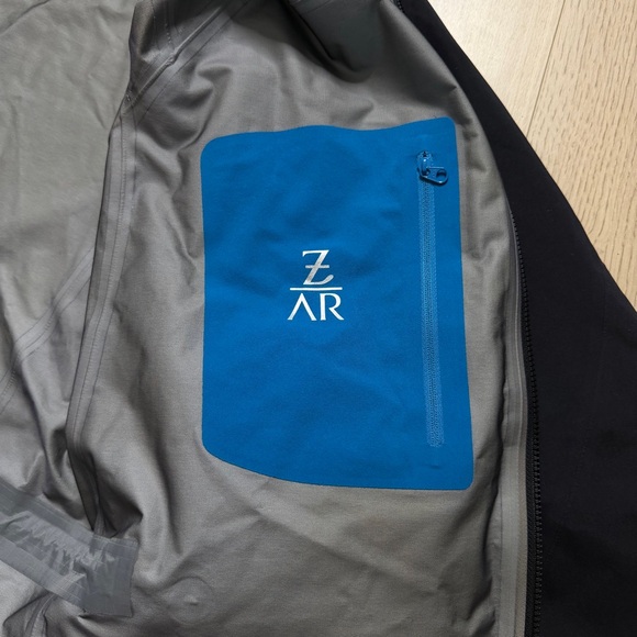 Arcteryx Zeta AR Full Zip Gore-Tex Waterproof Shell Jacket Mens Large Black 2018 - Picture 12 of 16